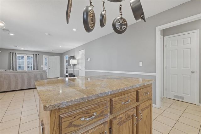 114 S Jewell Street, Liberty, MO 64068