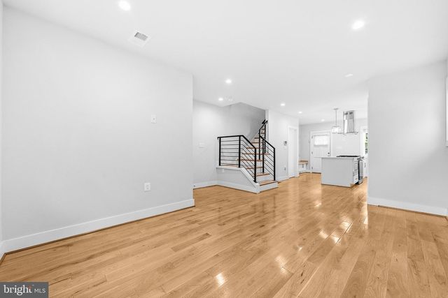 1109 ANACOSTIA RD SE, Washington, DC 20019