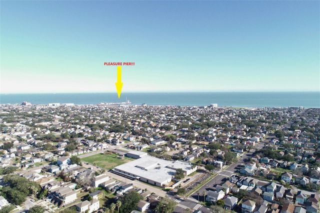 3727 Avenue L, Galveston, TX 77550