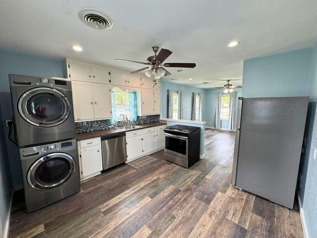 3727 Avenue L, Galveston, TX 77550