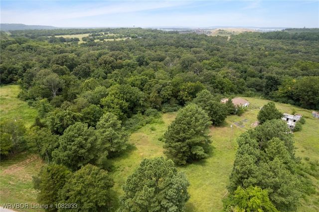 8516 Steep Hill Road, Fort Smith, AR 72916