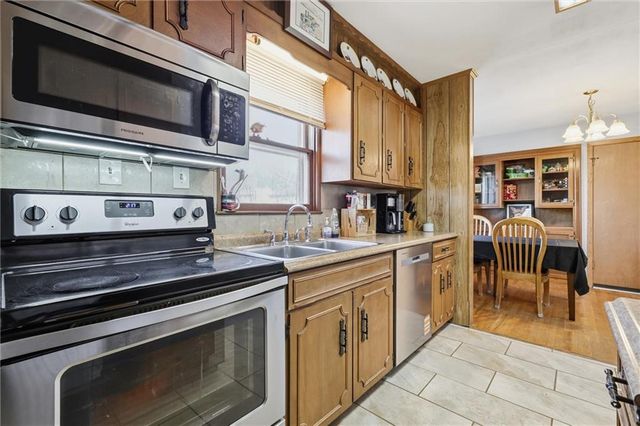 200 Eldorado Drive, Belton, MO 64012