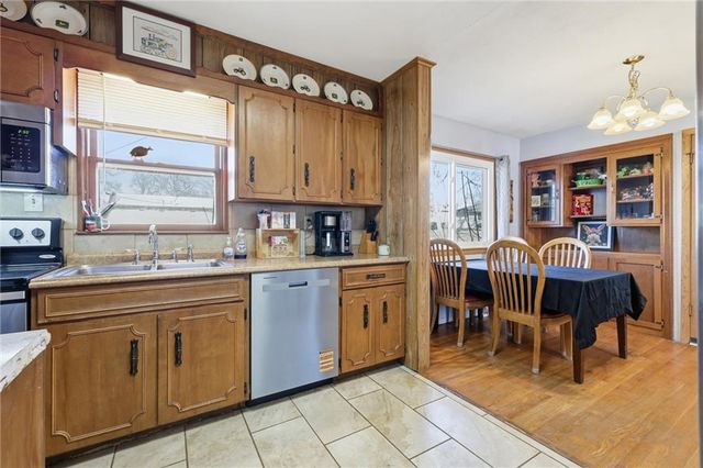 200 Eldorado Drive, Belton, MO 64012