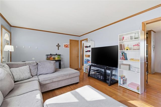 200 Eldorado Drive, Belton, MO 64012