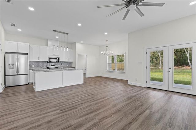 810 Wildwood Drive, Mobile, AL 36693