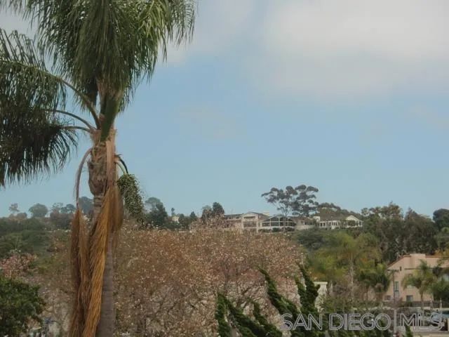 7550 EADS AVE 203, La Jolla, CA 92037