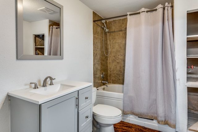 817 Stella Mae Drive, Fort Worth, TX 76028