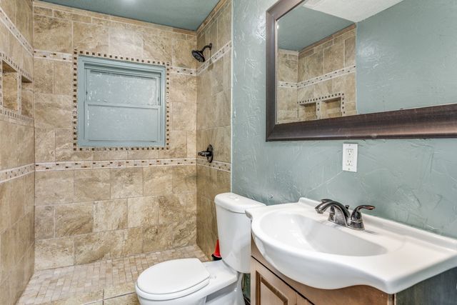 817 Stella Mae Drive, Fort Worth, TX 76028