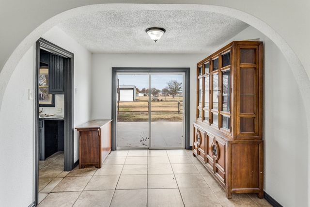 817 Stella Mae Drive, Fort Worth, TX 76028