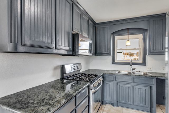 817 Stella Mae Drive, Fort Worth, TX 76028