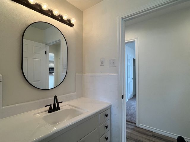 1041 Brawner Pkwy, Corpus Christi, TX 78411