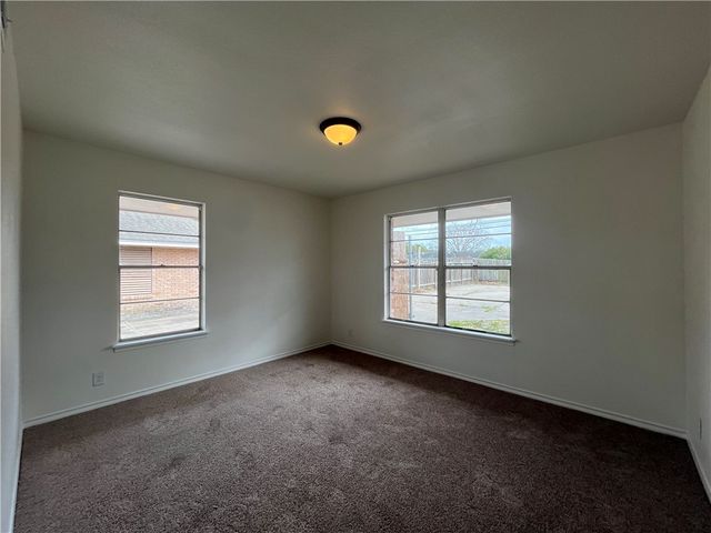 1041 Brawner Pkwy, Corpus Christi, TX 78411