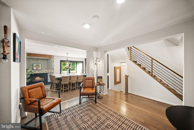 12091 EDGEMERE CIR, Reston, VA 20190