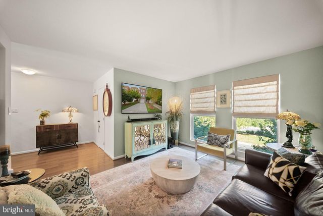 12091 EDGEMERE CIR, Reston, VA 20190