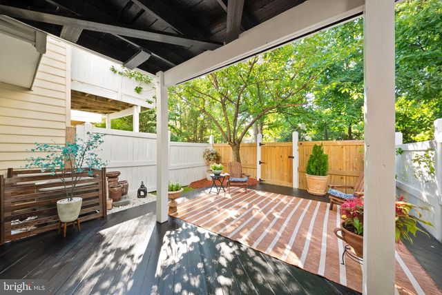 12091 EDGEMERE CIR, Reston, VA 20190