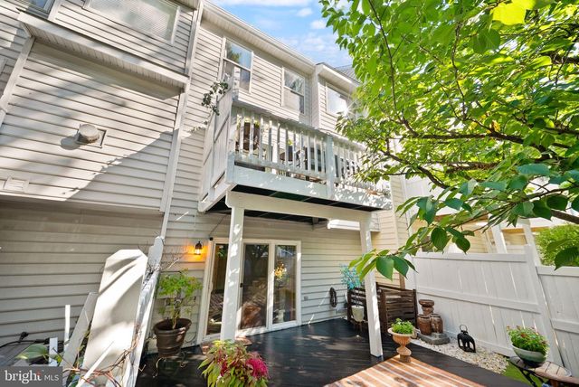 12091 EDGEMERE CIR, Reston, VA 20190