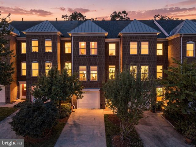 12091 EDGEMERE CIR, Reston, VA 20190
