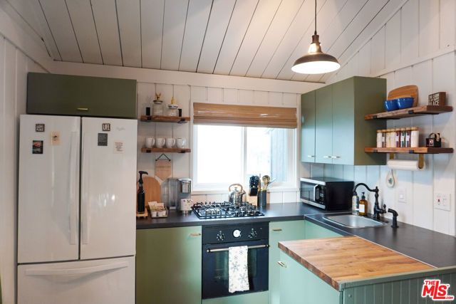 303 Los Angeles Avenue, Other - See Remarks, CA 92386