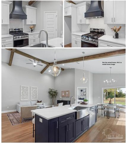 3008 Classic Dr, Pensacola, FL 32507