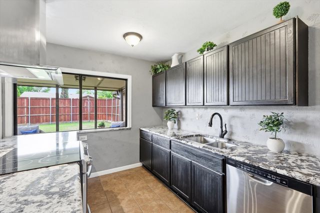 5313 Rice Drive, The Colony, TX 75056