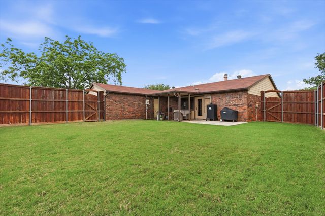 5313 Rice Drive, The Colony, TX 75056
