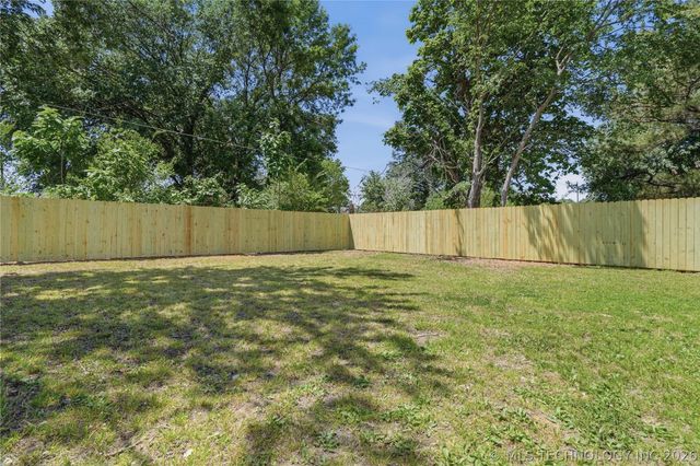 1220 E Miami, Mcalester, OK 74501