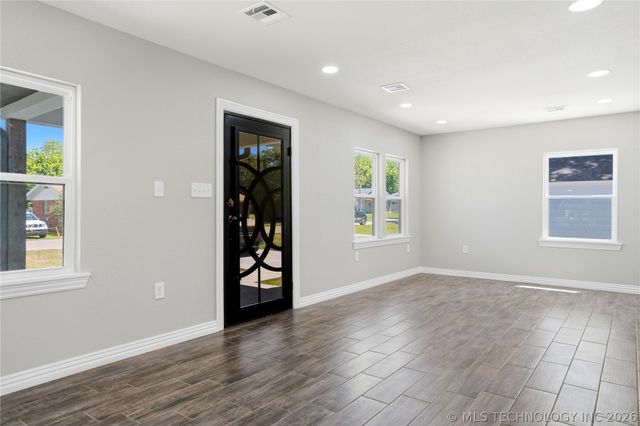 1220 E Miami, Mcalester, OK 74501