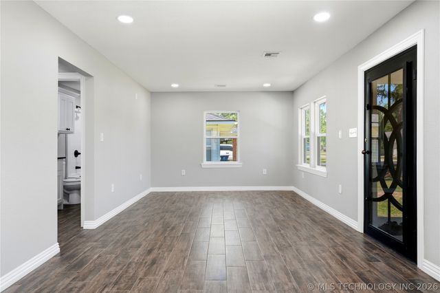 1220 E Miami, Mcalester, OK 74501