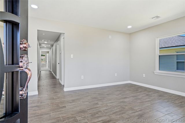 1220 E Miami, Mcalester, OK 74501