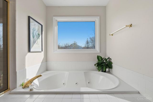 5383 Senour Drive, West Chester, OH 45069