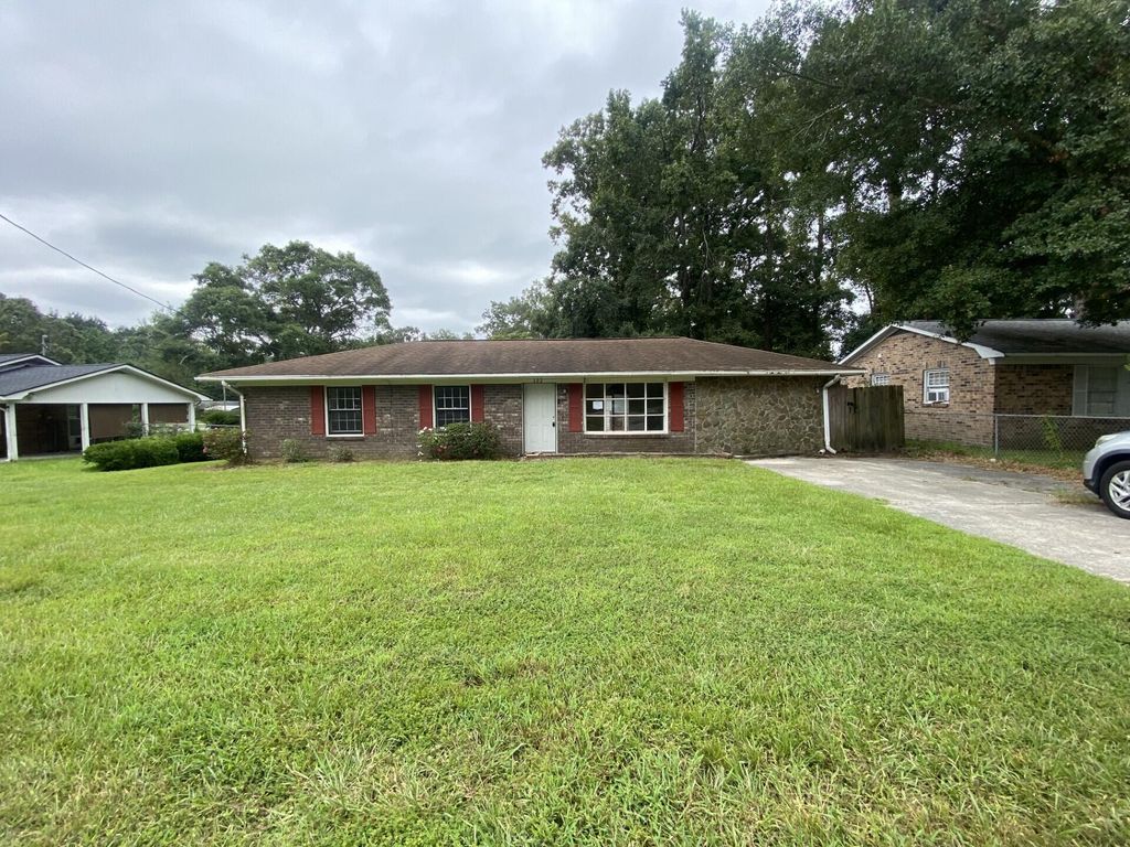 602 Beech Hill Road, Summerville, SC 29485