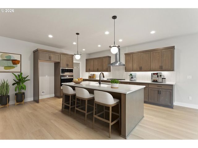 7236 Sw WINDFLOWER St, Wilsonville, OR 97070