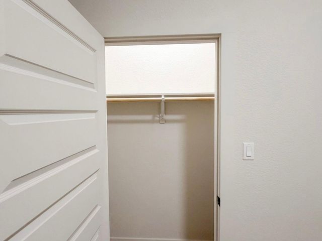 7147 Avenue K, Houston, TX 77011