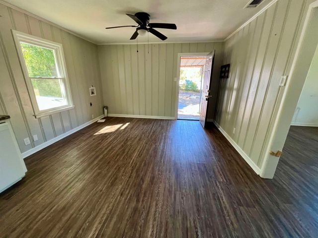 1937 N FM 2276, Henderson, TX 75652