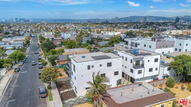 4701 Saturn Street, Los Angeles, CA 90019