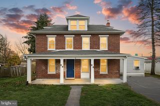 14 GATEWAY RD, York, PA 17403