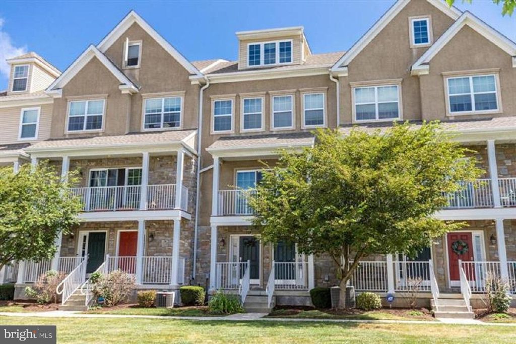 128 JUSTIN DR, West Chester, PA 19382