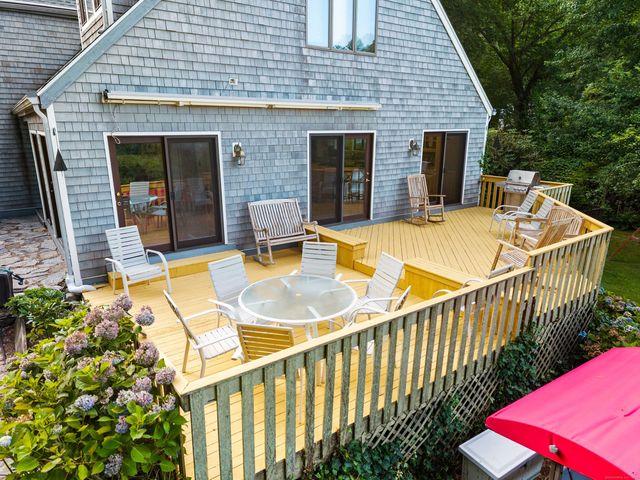 96 Ayers Point Road, Old Saybrook, CT 06475