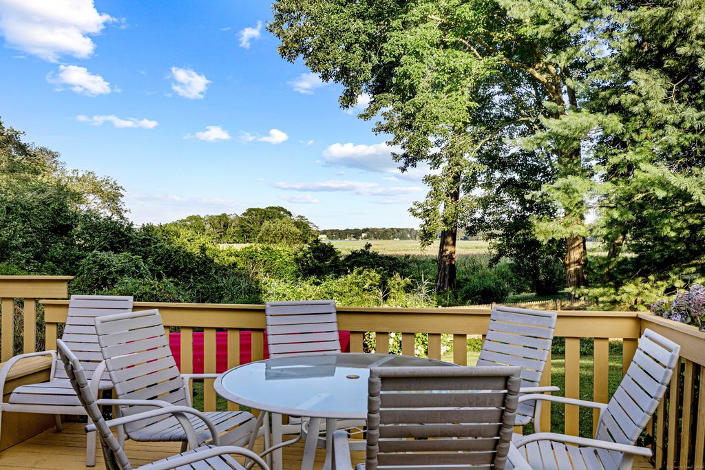 96 Ayers Point Road, Old Saybrook, CT 06475