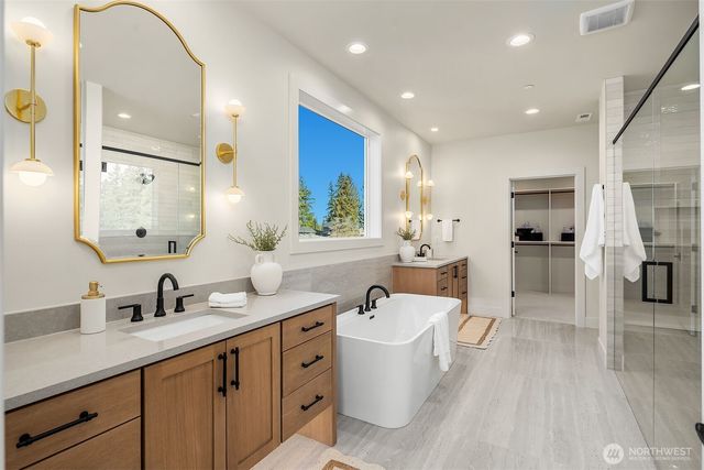 3829 142nd Place SE, Bellevue, WA 98006