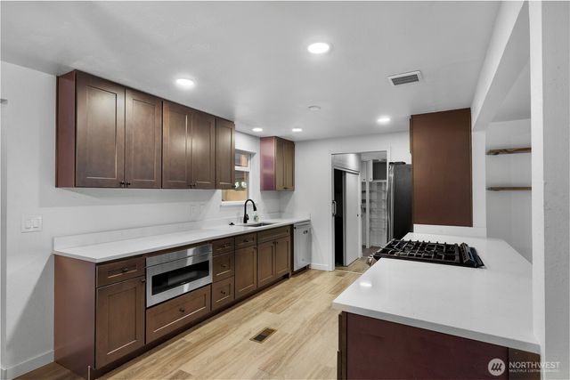13920 30th Avenue NW, Tulalip, WA 98271