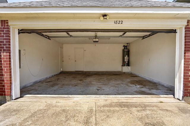 1822 Dartbrook Drive, Rowlett, TX 75089