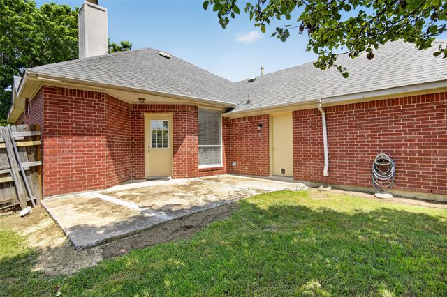 1822 Dartbrook Drive, Rowlett, TX 75089