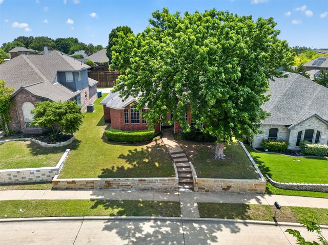1822 Dartbrook Drive, Rowlett, TX 75089