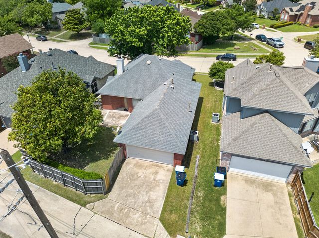 1822 Dartbrook Drive, Rowlett, TX 75089