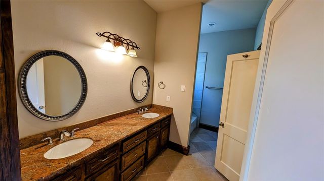 702 Paschall Street B, Houston, TX 77009