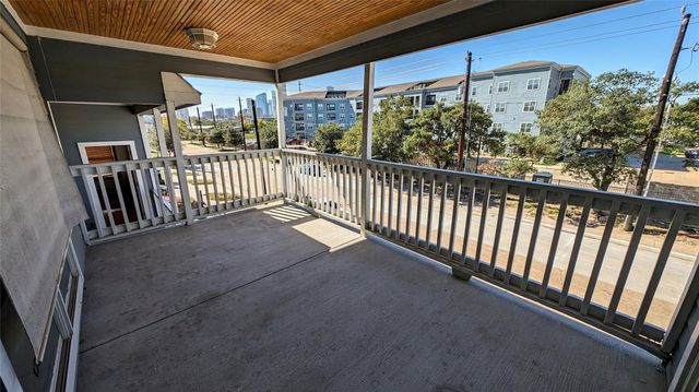 702 Paschall Street B, Houston, TX 77009