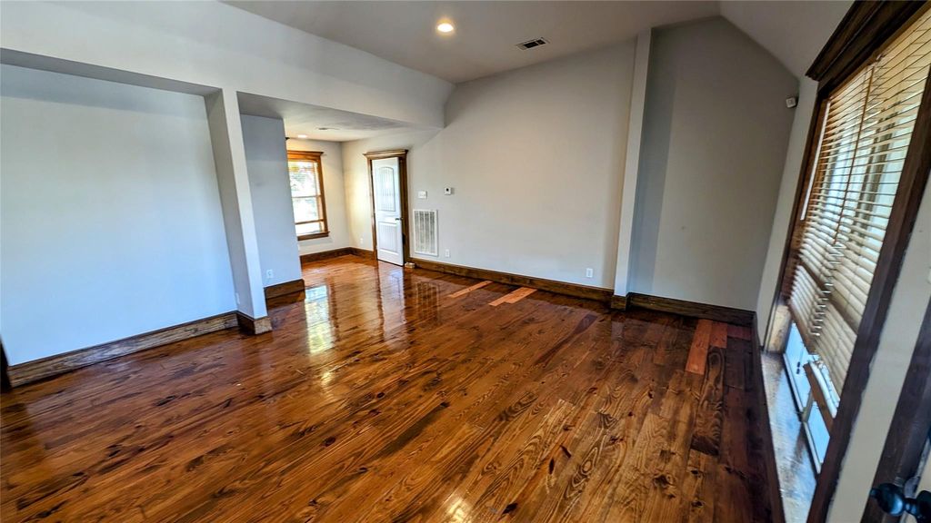 702 Paschall Street B, Houston, TX 77009
