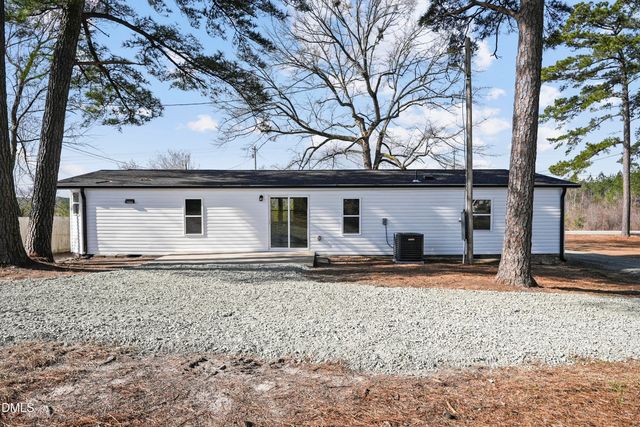 22176 N Carolina 24, Cameron, NC 28326