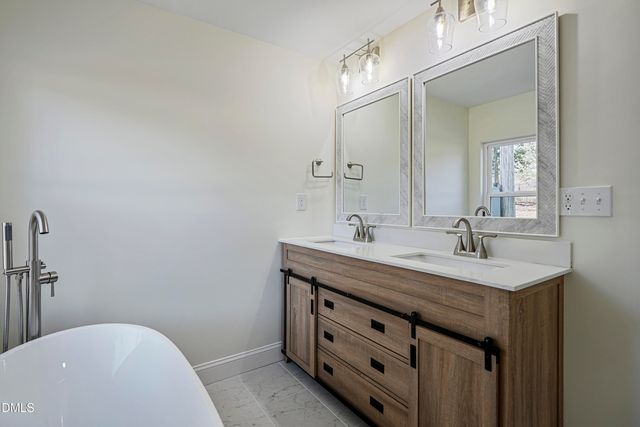 22176 N Carolina 24, Cameron, NC 28326